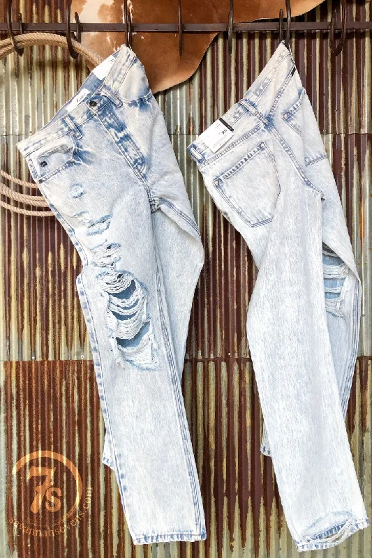 The Wyatt High Rise 90's Straight Leg Jean