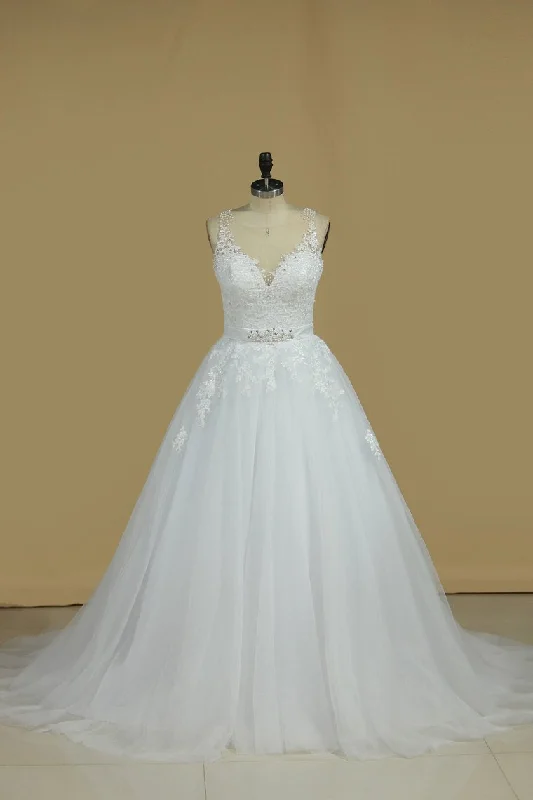 Gorgeous Sleeveless Scoop Wedding Dresses Tulle With Applique And Pearls Beautiful Bridal Gown