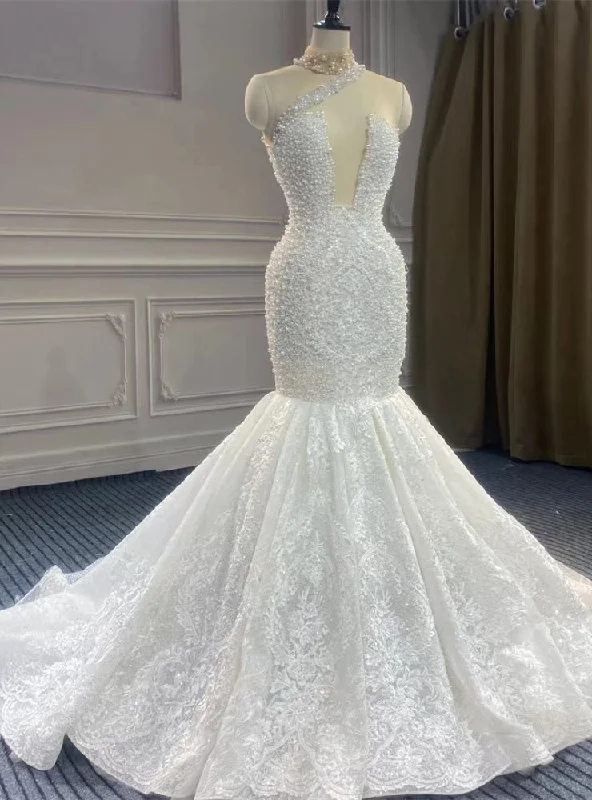 Sexy White Mermaid Lace Pearls Wedding Dress With Detachable Train Strapless Wedding Gown