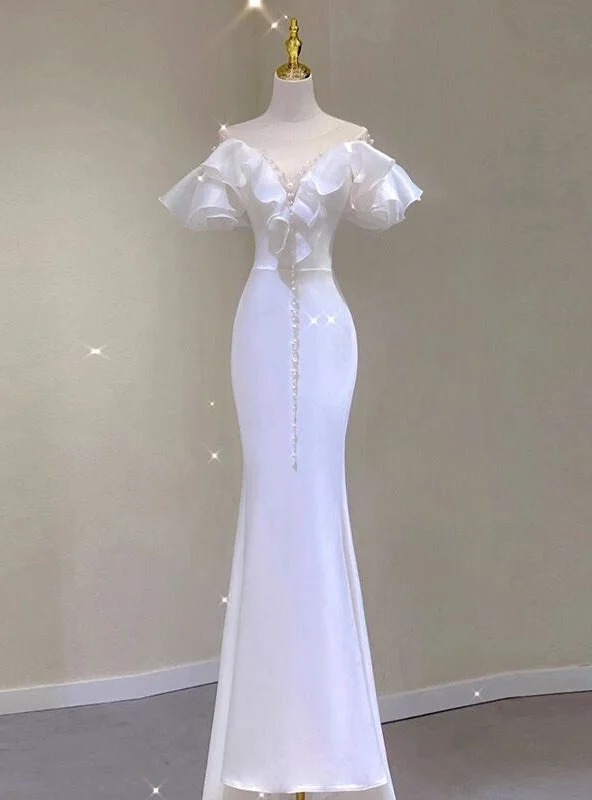 White Mermaid Satin Pearls Wedding Dress Lace Sleeveless Dress