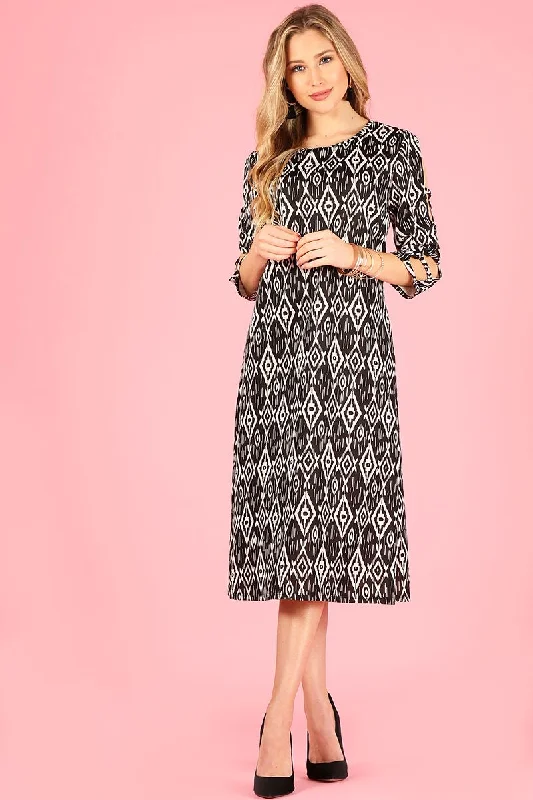 1279 Printed midi dress with ladder detailed 3/4 sleeves. Cheap midi dresses