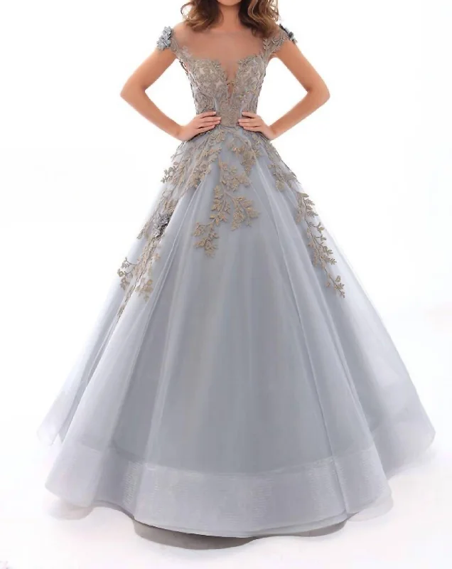 Ball Gown In Cloudy Blue Smocked unclassified dresses