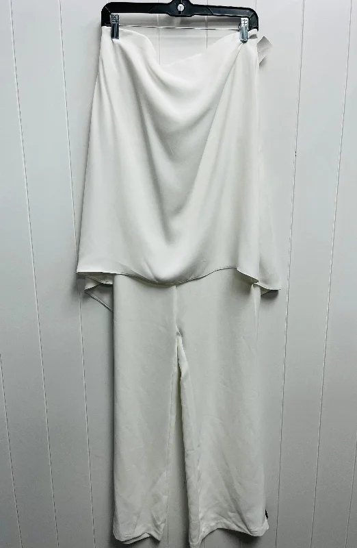 Jumpsuit By White House Black Market In White, Size: 8 Vintage unclassified dresses