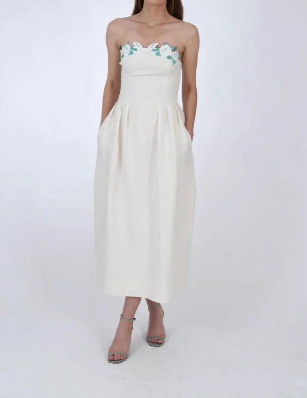 Lorr Dress In Ivory Breathable unclassified dresses