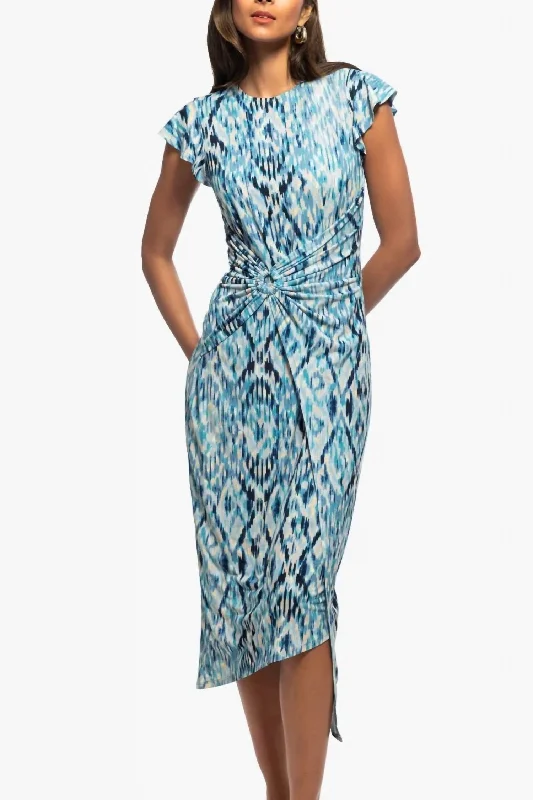 Quinn Dress In Blue Multi Stretchy unclassified dresses