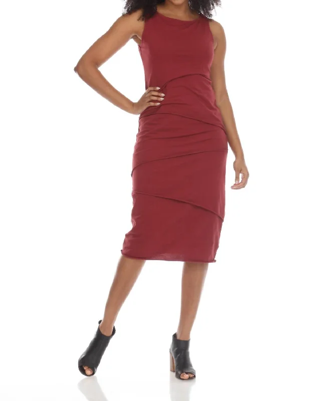 Shanghai Dress In Maroon Open-back unclassified dresses